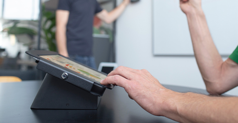 Стенен корпус за Galaxy Tab A9+ - Apex