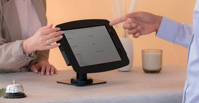 Стенен монтаж за iPad - Космос